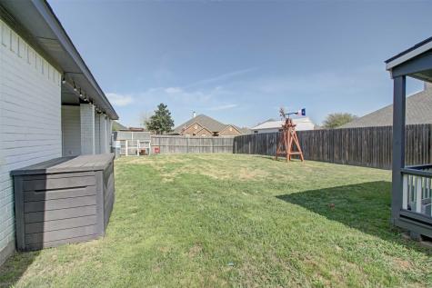 332 Delaware Street Burleson TX 76028