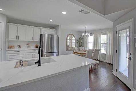 332 Delaware Street Burleson TX 76028