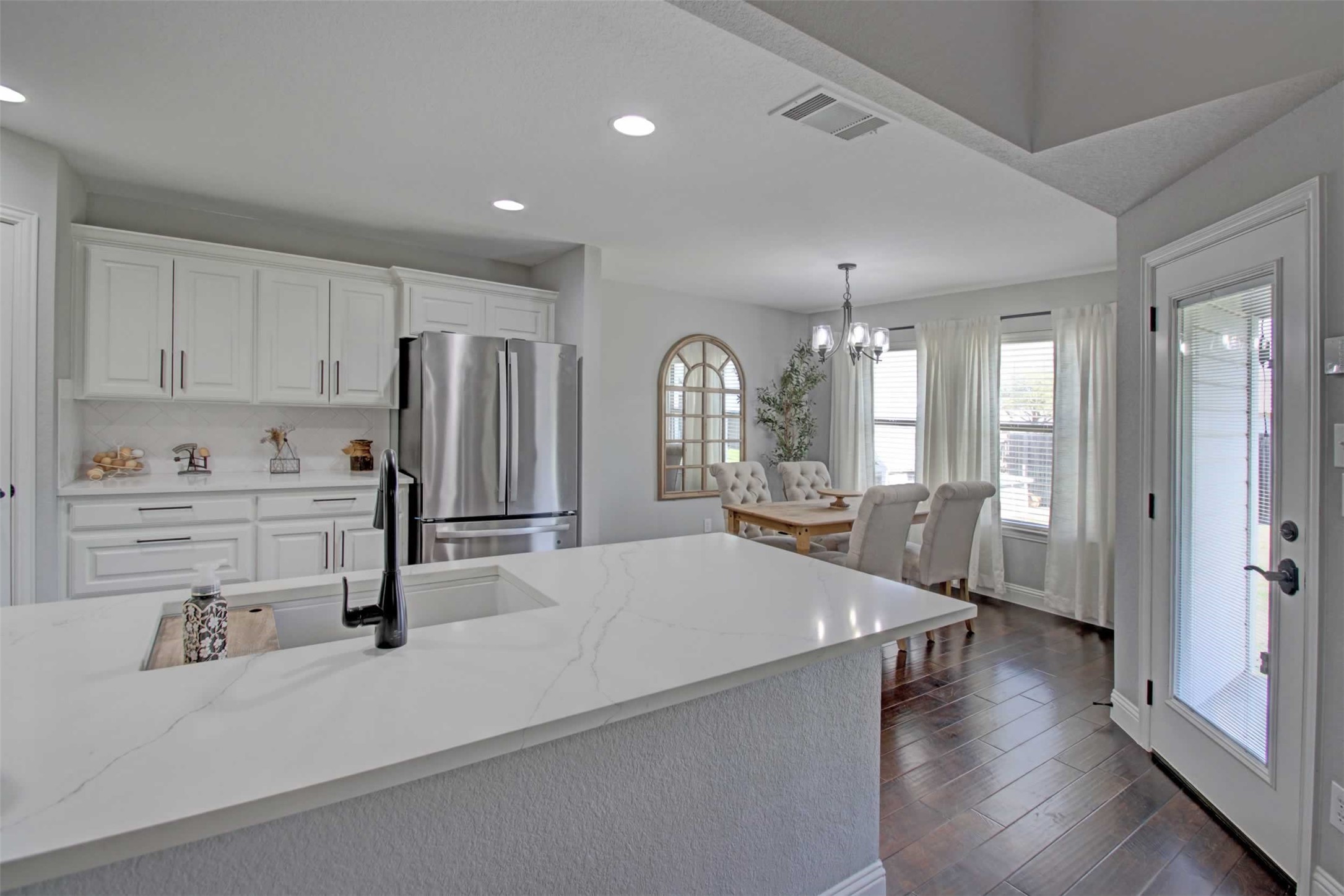 332 Delaware Street Burleson TX 76028