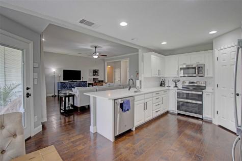 332 Delaware Street Burleson TX 76028