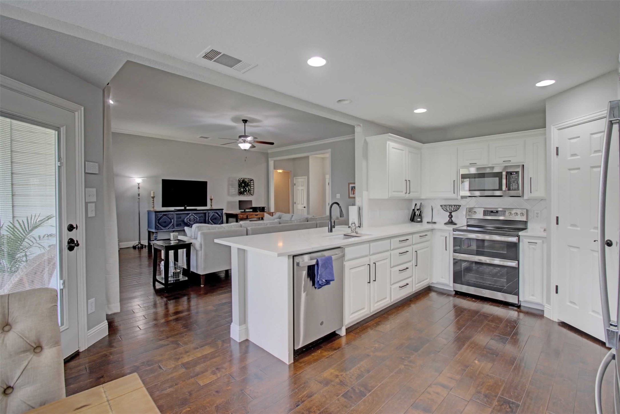 332 Delaware Street Burleson TX 76028