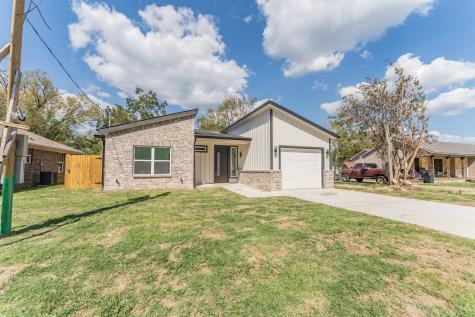 212 Beckham Street W Sulphur Springs TX 75482