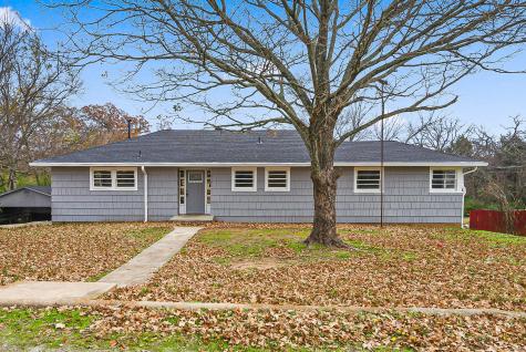 1726 S Fannin Avenue Denison TX 75020