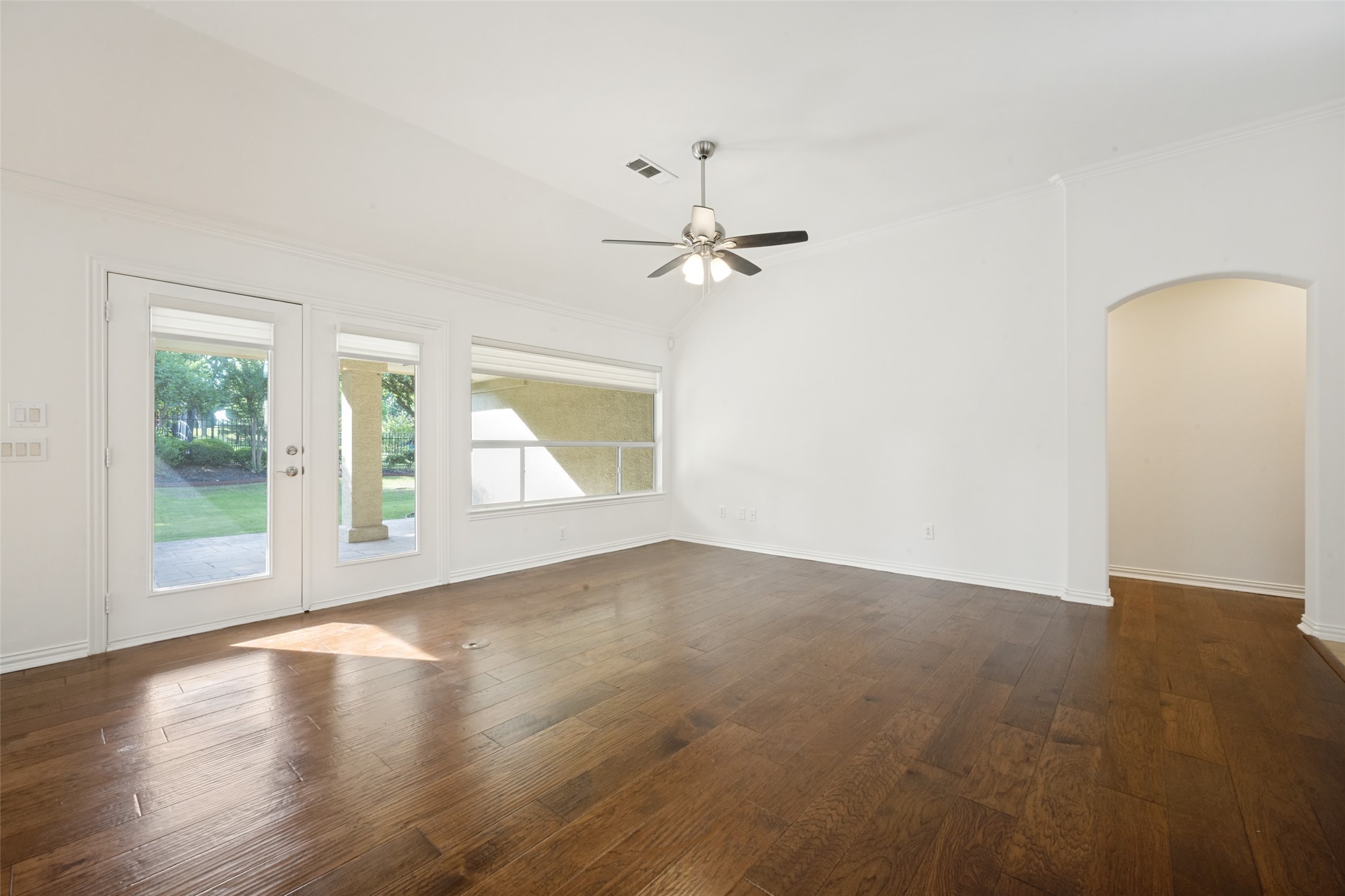 11009 Southerland Drive Denton TX 76207