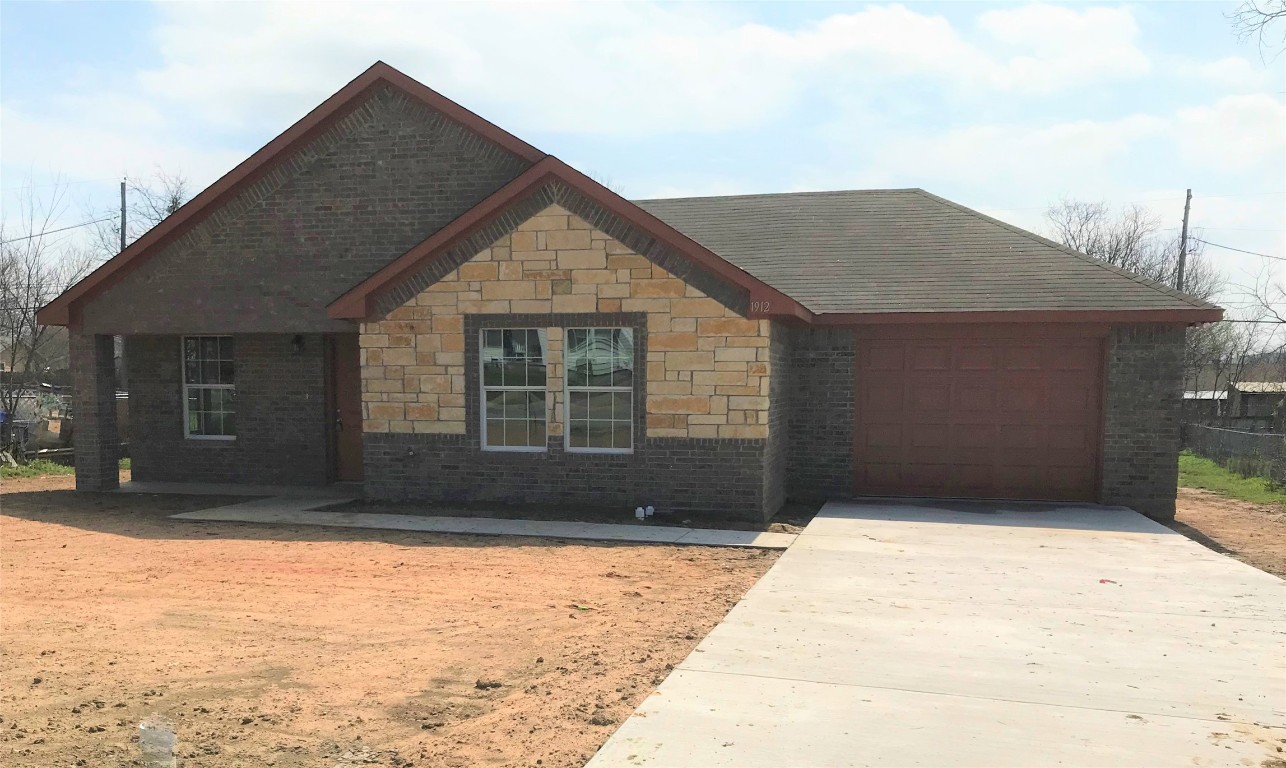 1912 SE 20th Street Mineral Wells TX 76067