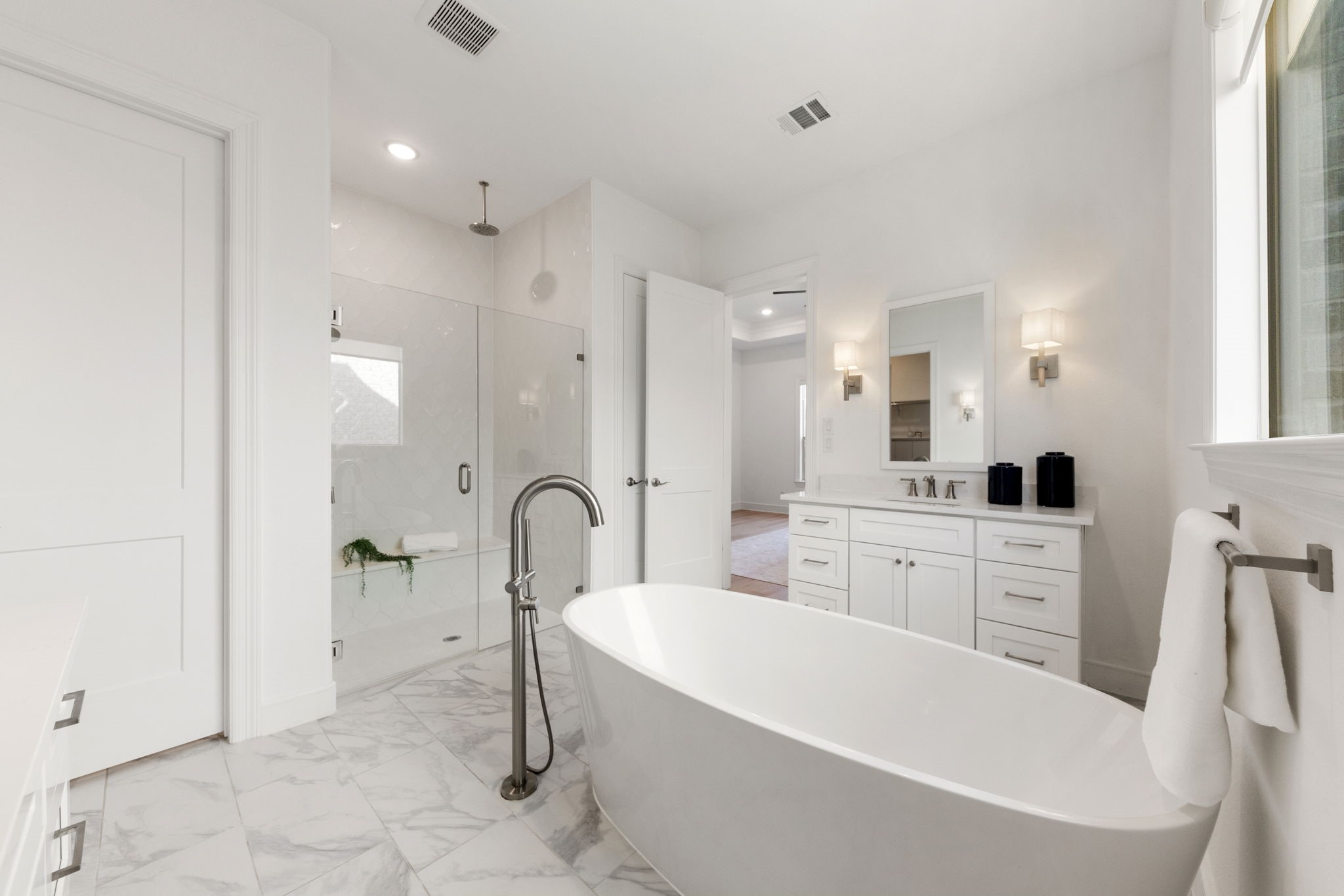 2553 Hampstead Lane Carrollton TX 75010