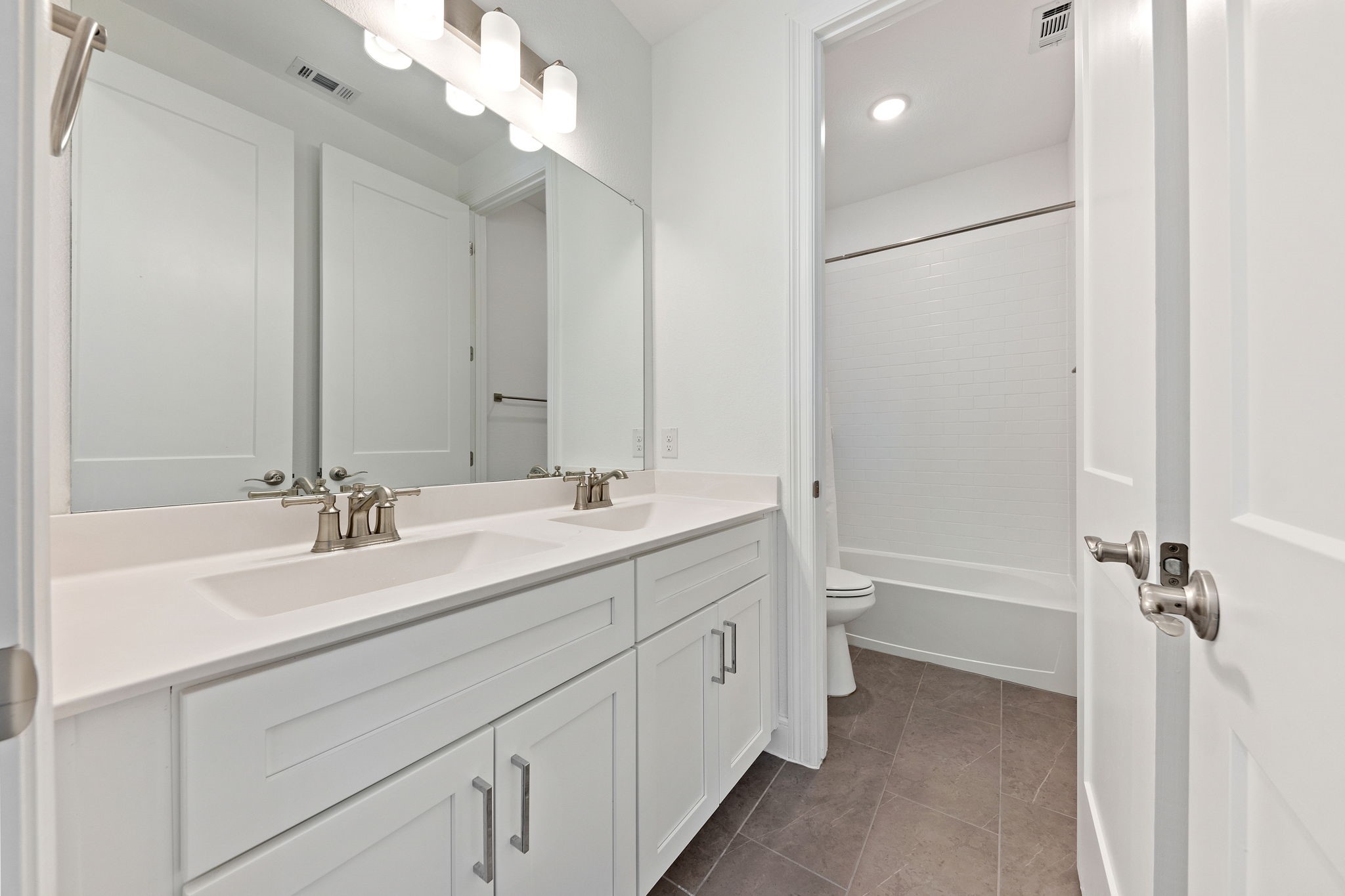 2553 Hampstead Lane Carrollton TX 75010