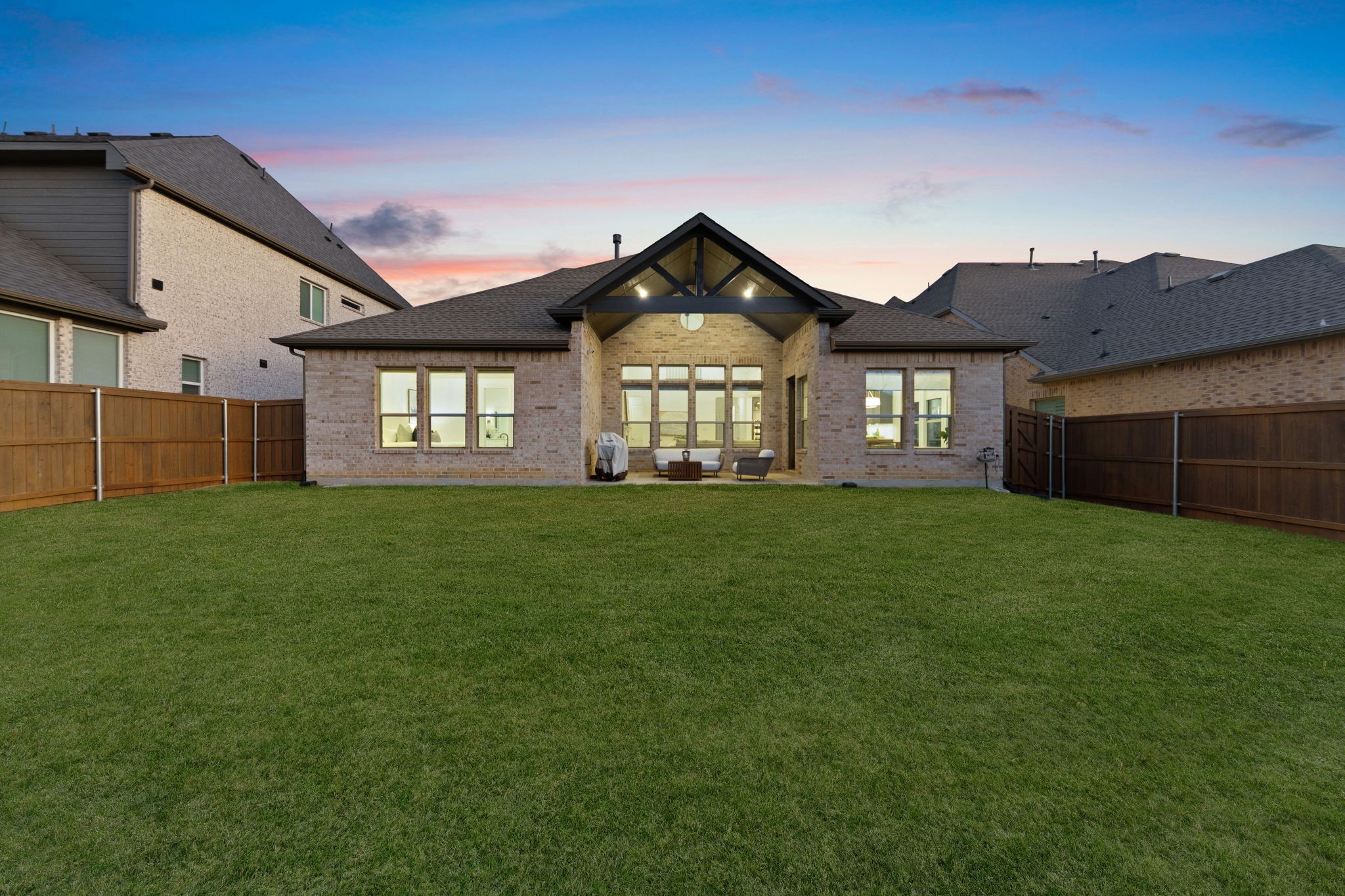 2553 Hampstead Lane Carrollton TX 75010