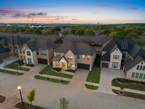 2553 Hampstead Lane Carrollton TX 75010