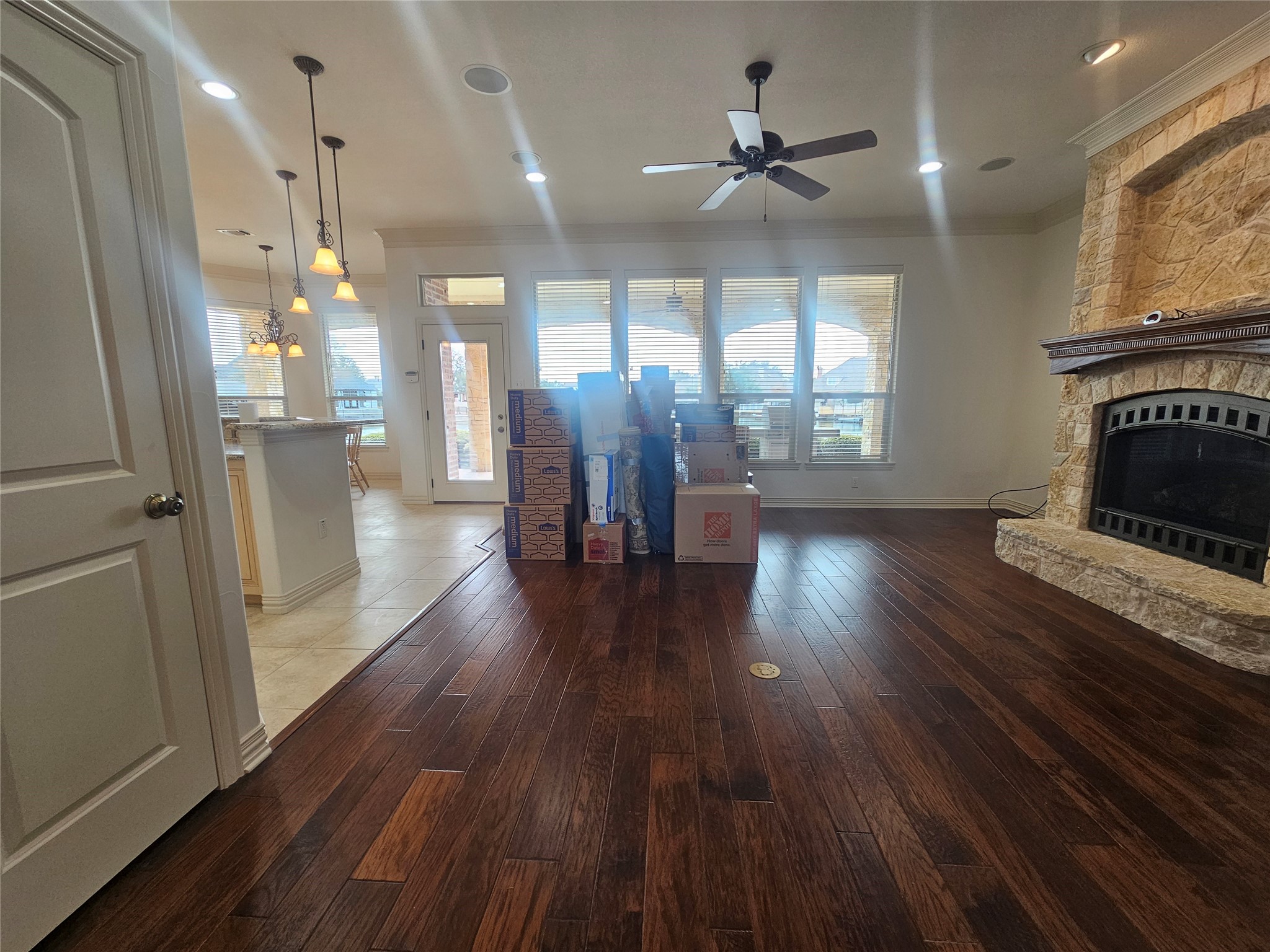 1103 Mallard Way Granbury TX 76048
