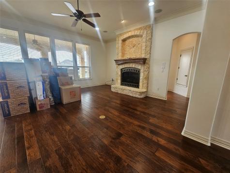 1103 Mallard Way Granbury TX 76048