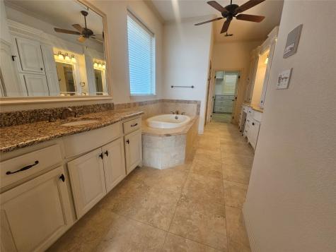 1103 Mallard Way Granbury TX 76048