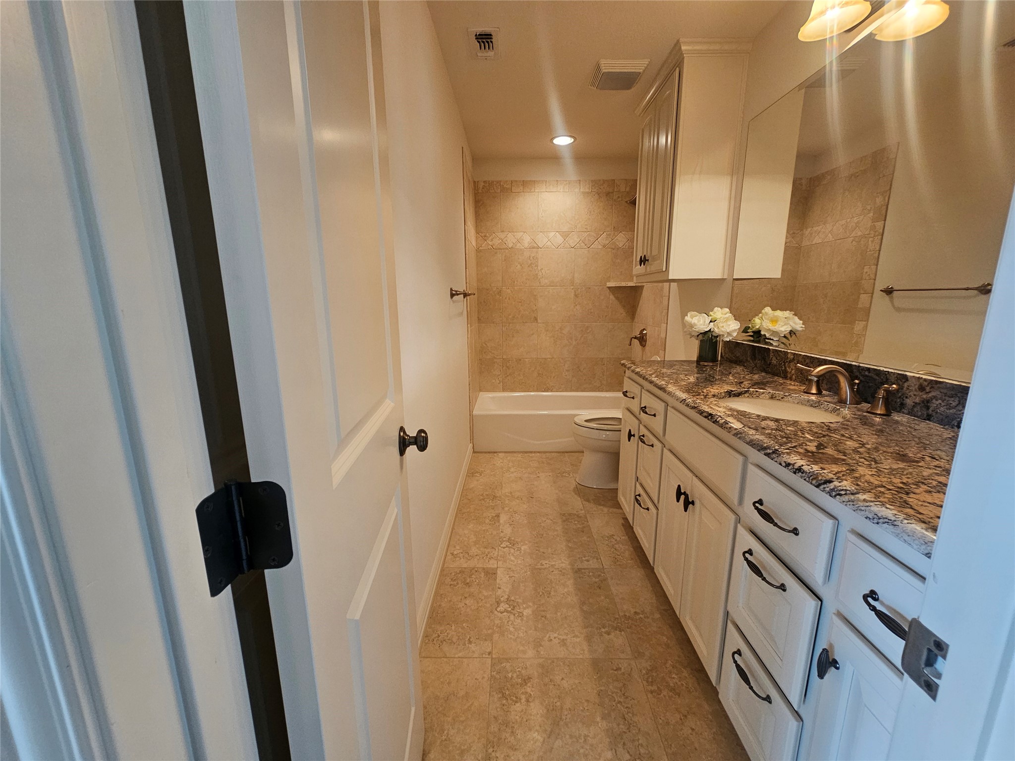1103 Mallard Way Granbury TX 76048