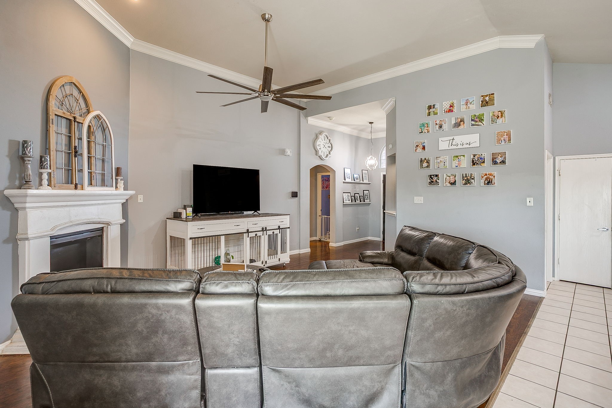 1209 Spanish Moss Drive Burleson TX 76028