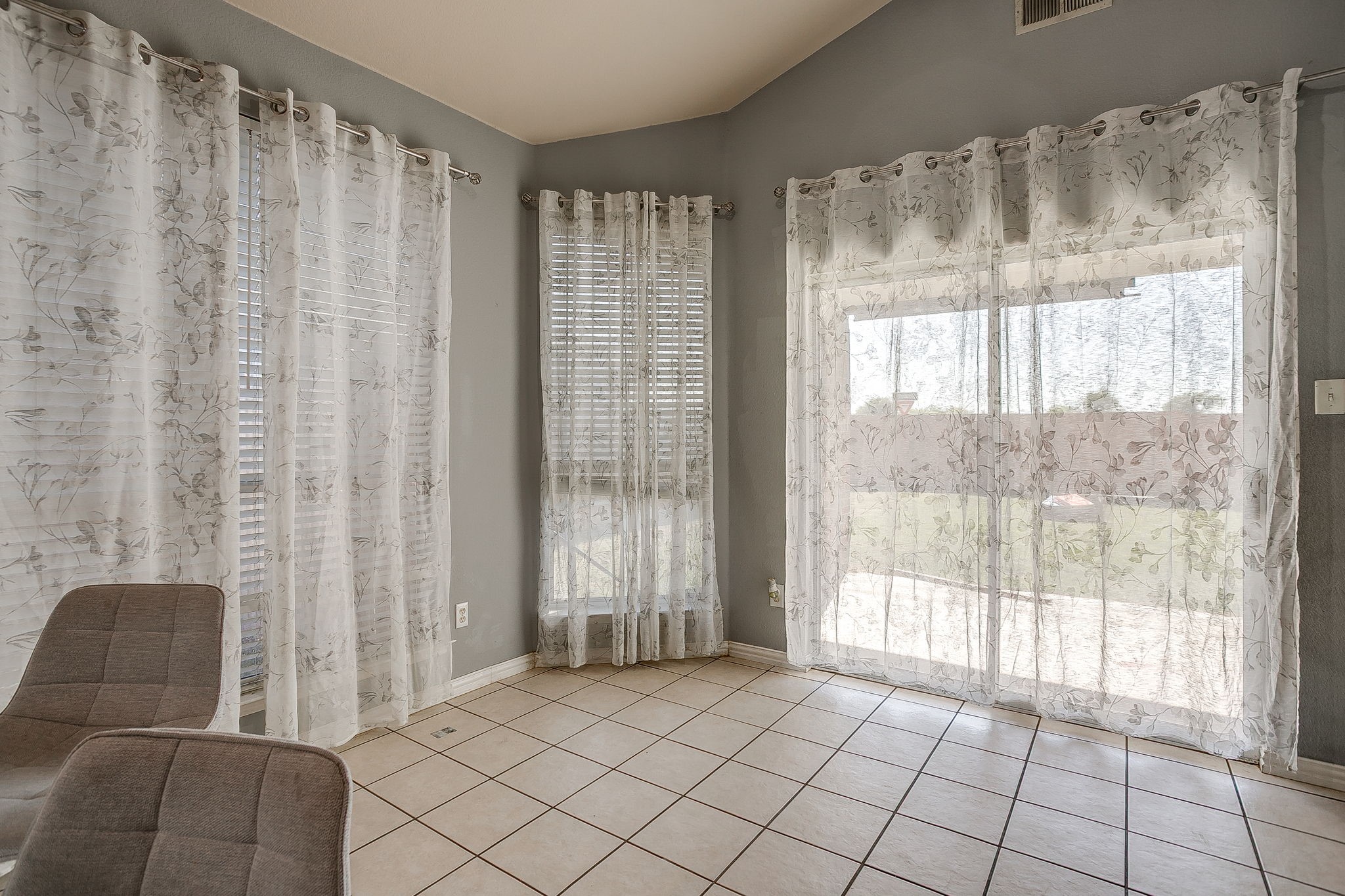 1209 Spanish Moss Drive Burleson TX 76028