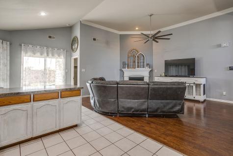 1209 Spanish Moss Drive Burleson TX 76028