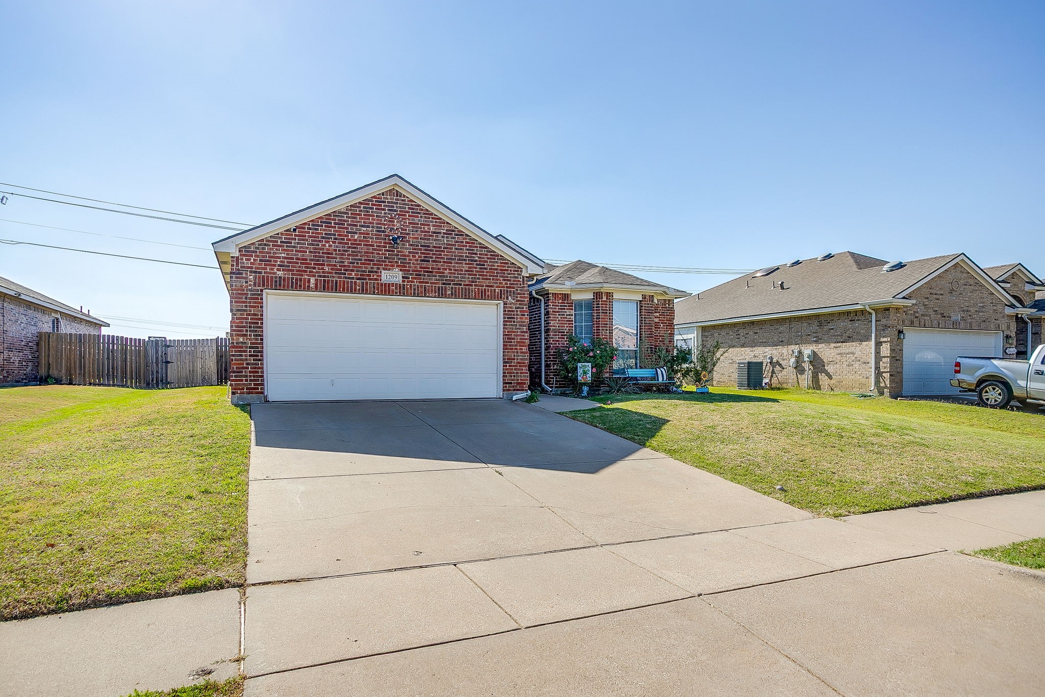 1209 Spanish Moss Drive Burleson TX 76028