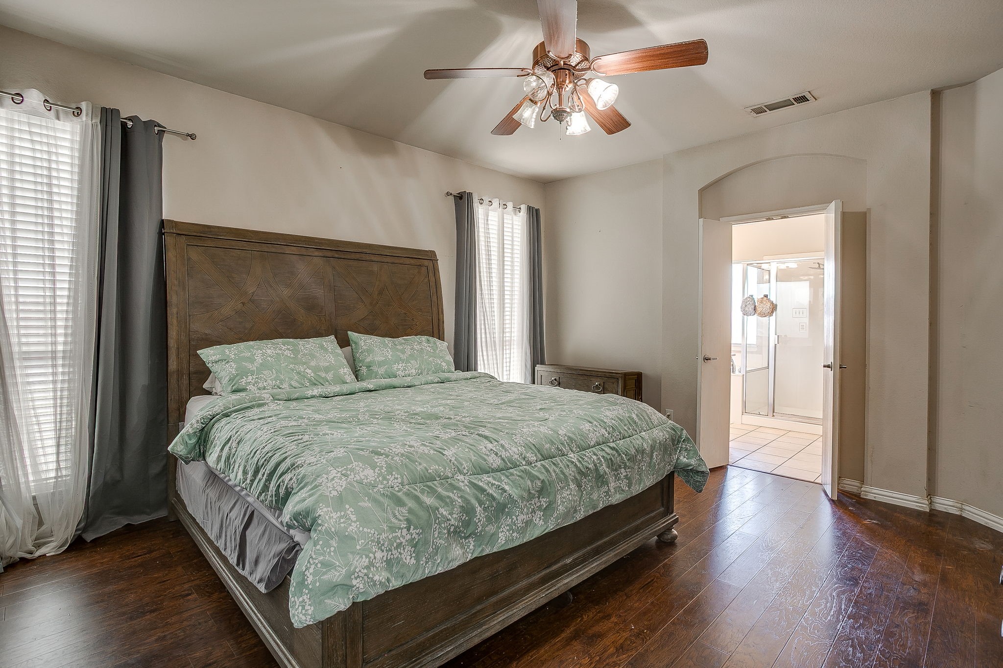 1209 Spanish Moss Drive Burleson TX 76028