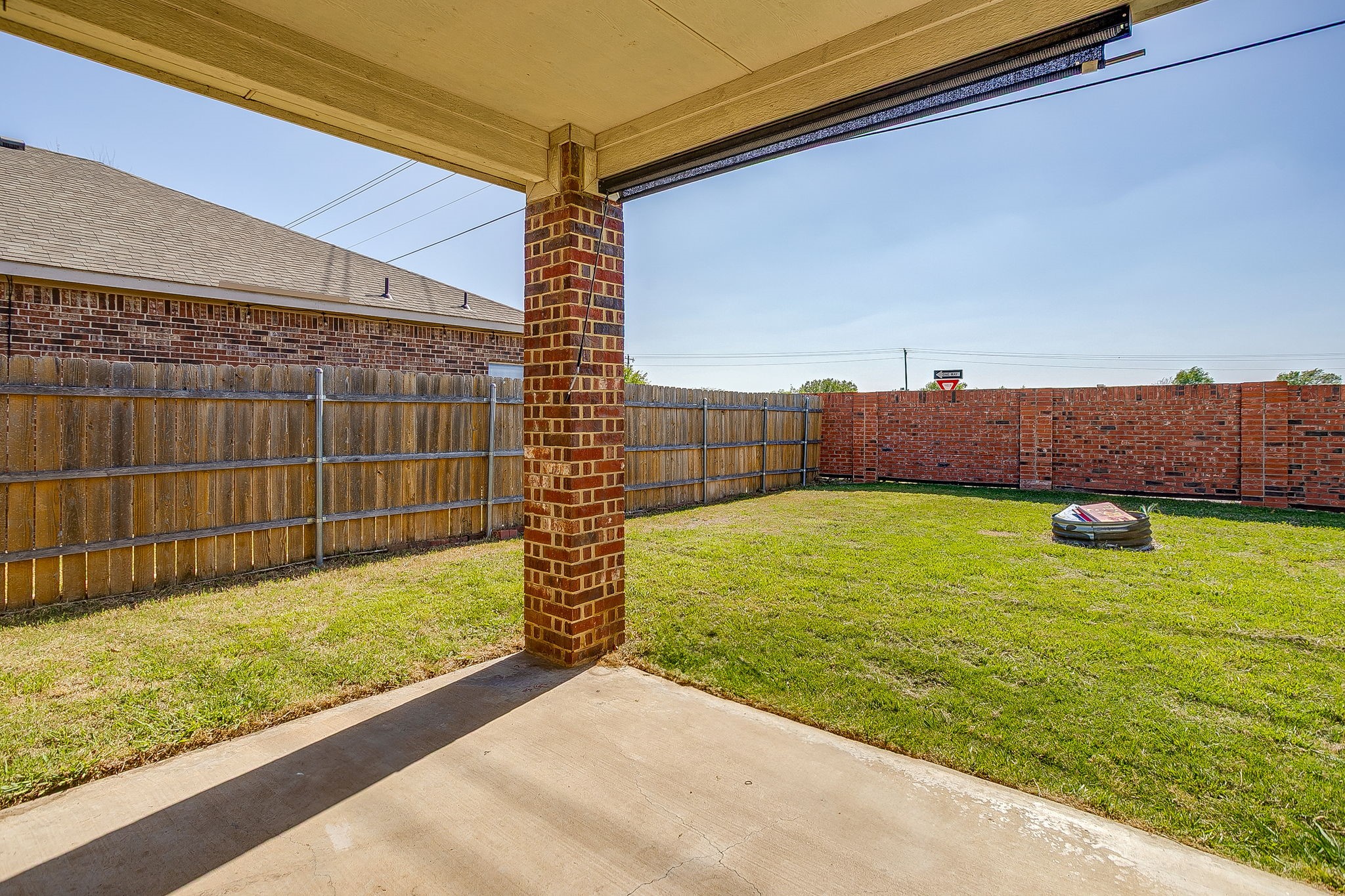 1209 Spanish Moss Drive Burleson TX 76028
