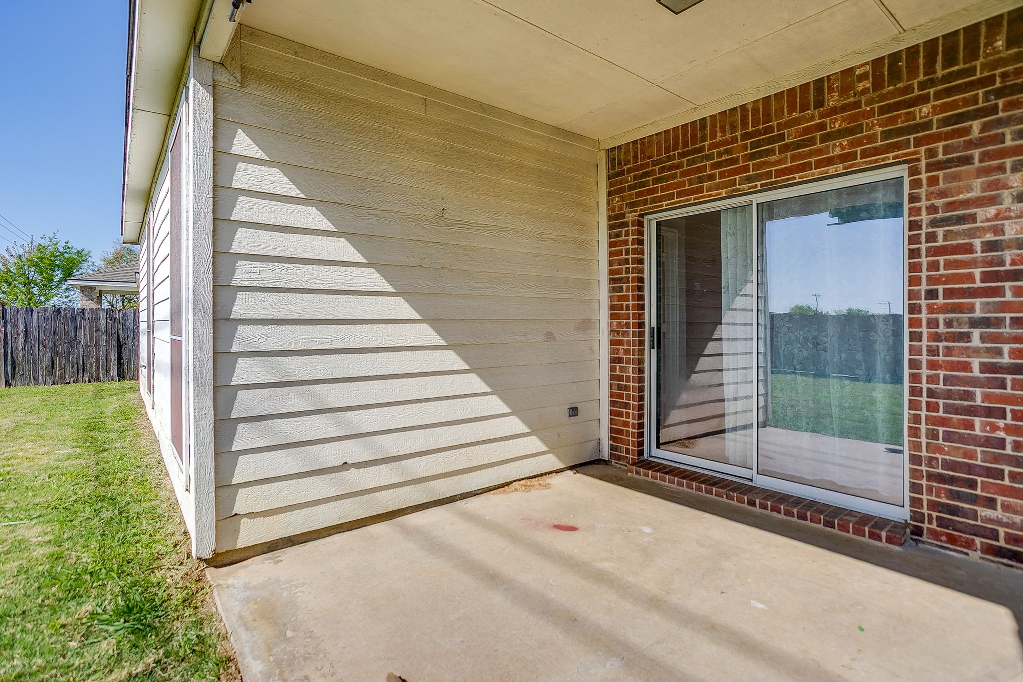 1209 Spanish Moss Drive Burleson TX 76028