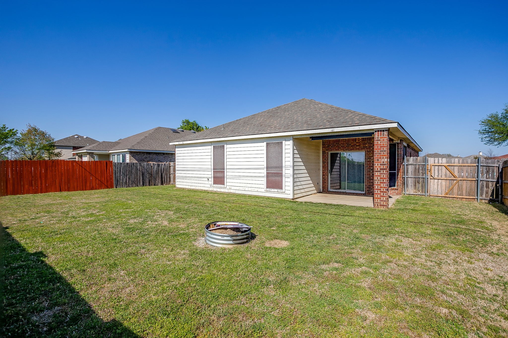 1209 Spanish Moss Drive Burleson TX 76028