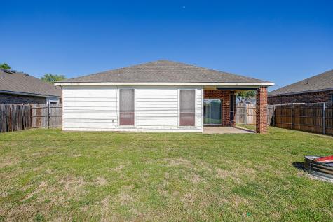 1209 Spanish Moss Drive Burleson TX 76028