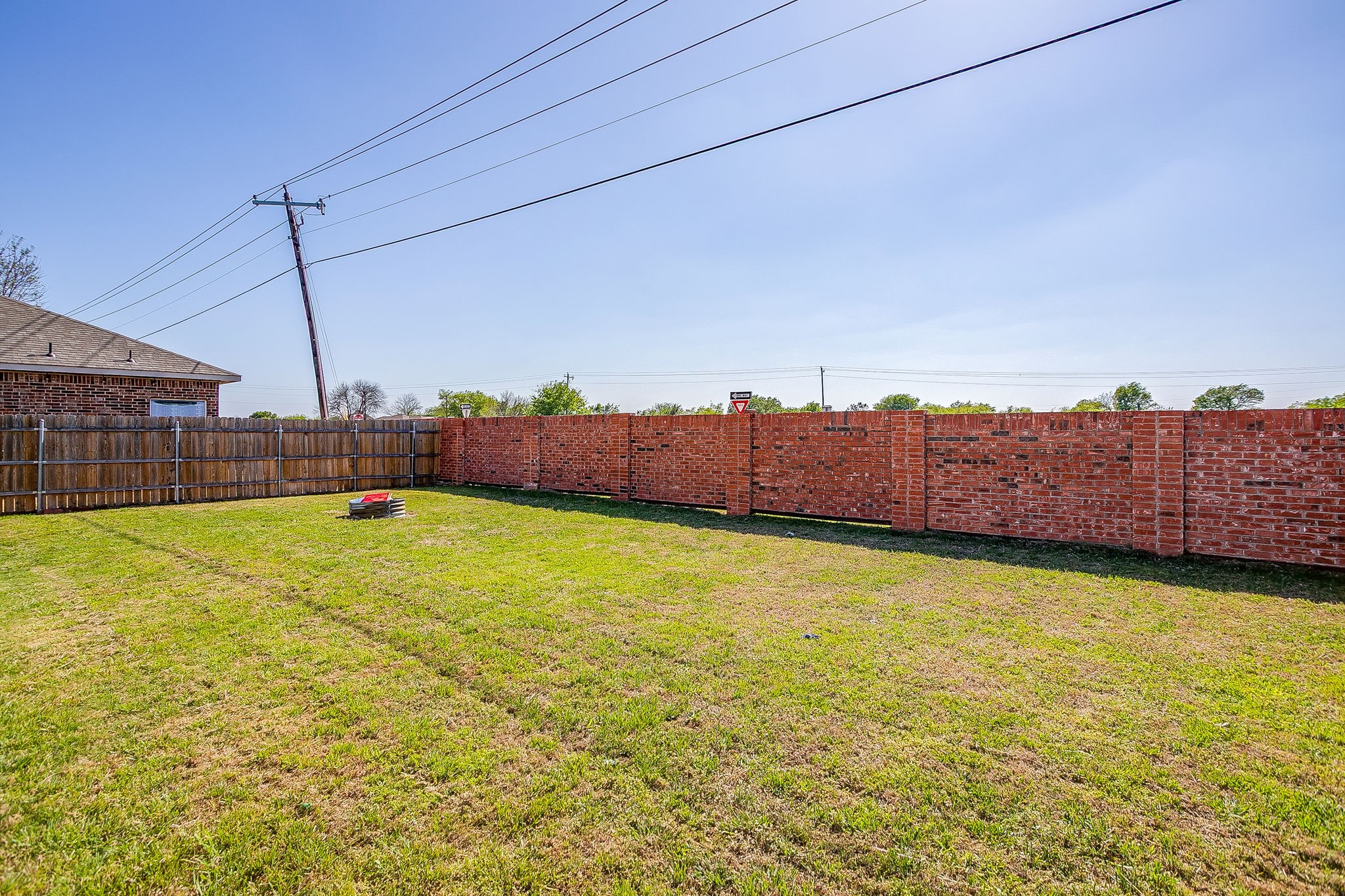 1209 Spanish Moss Drive Burleson TX 76028