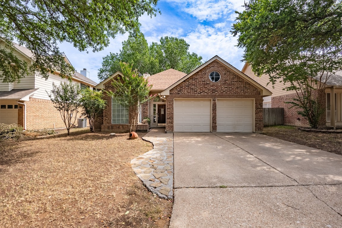2217 Chapel Downs Drive Arlington TX 76017