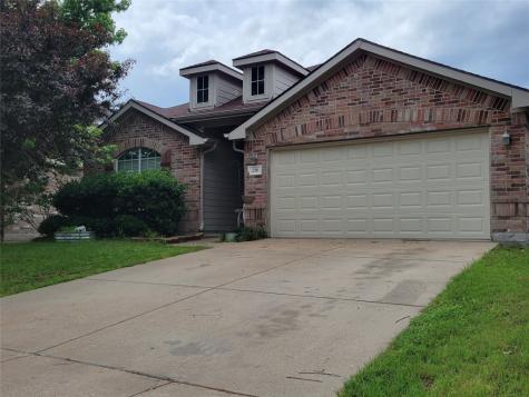 220 Stampede Street Waxahachie TX 75165