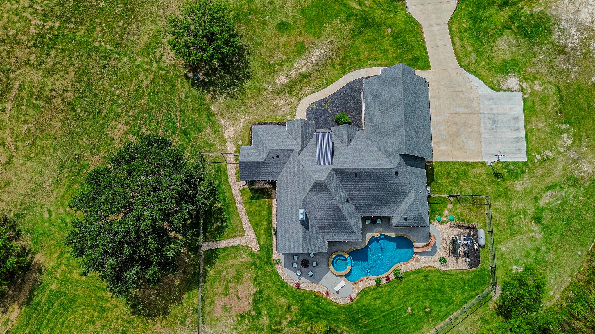 401 Spring Valley Road Weatherford TX 76087