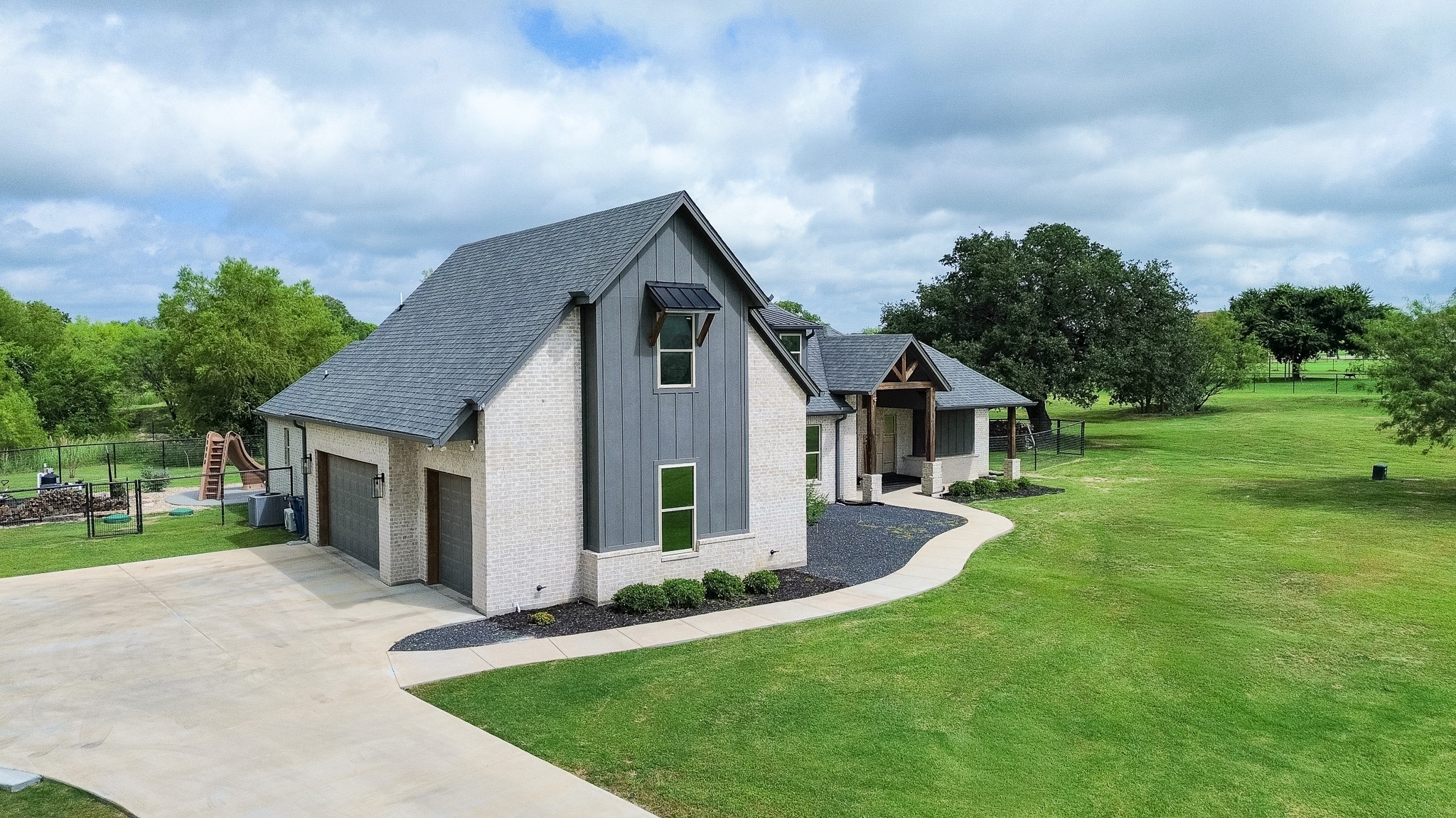 401 Spring Valley Road Weatherford TX 76087