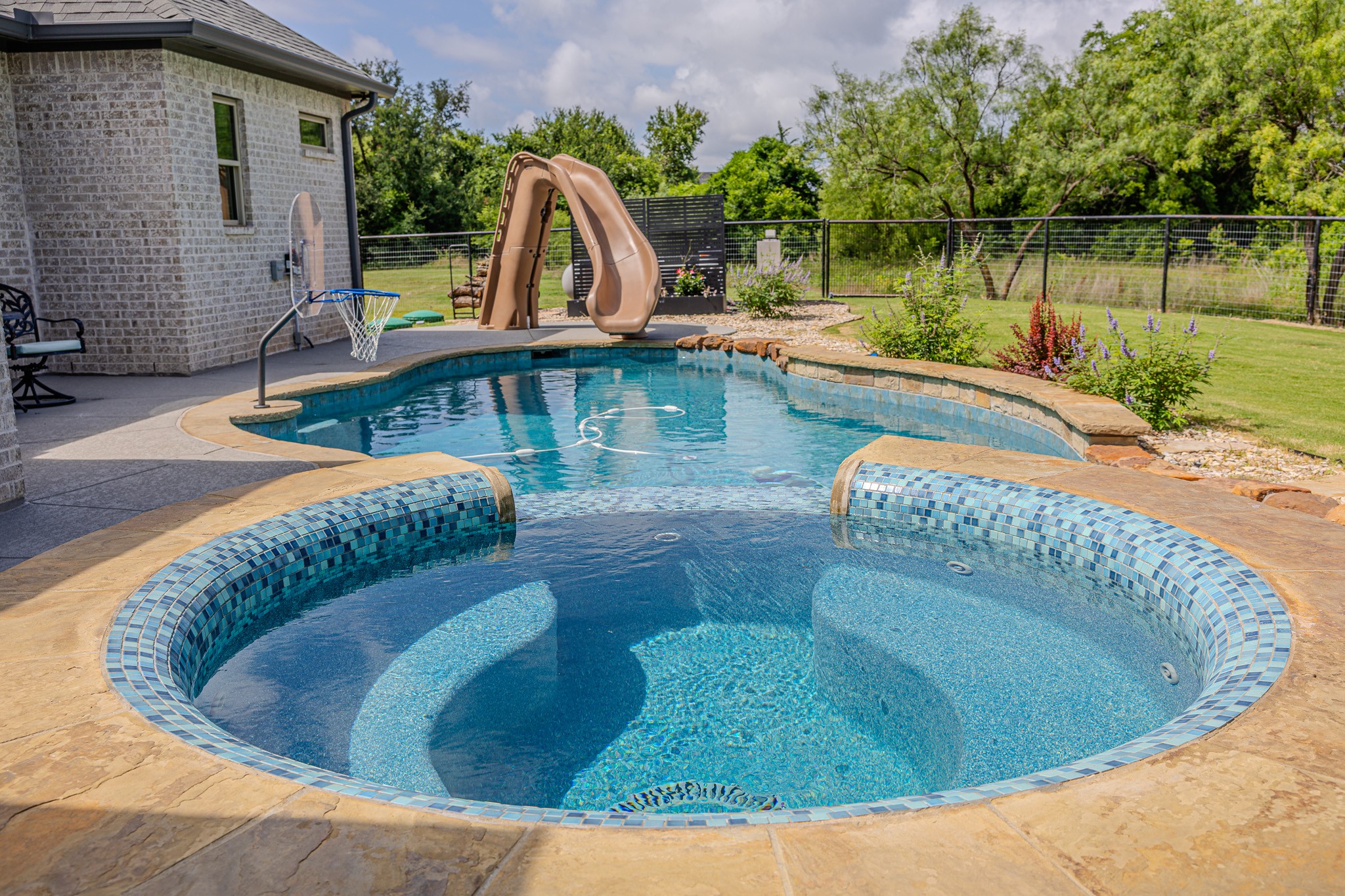 401 Spring Valley Road Weatherford TX 76087
