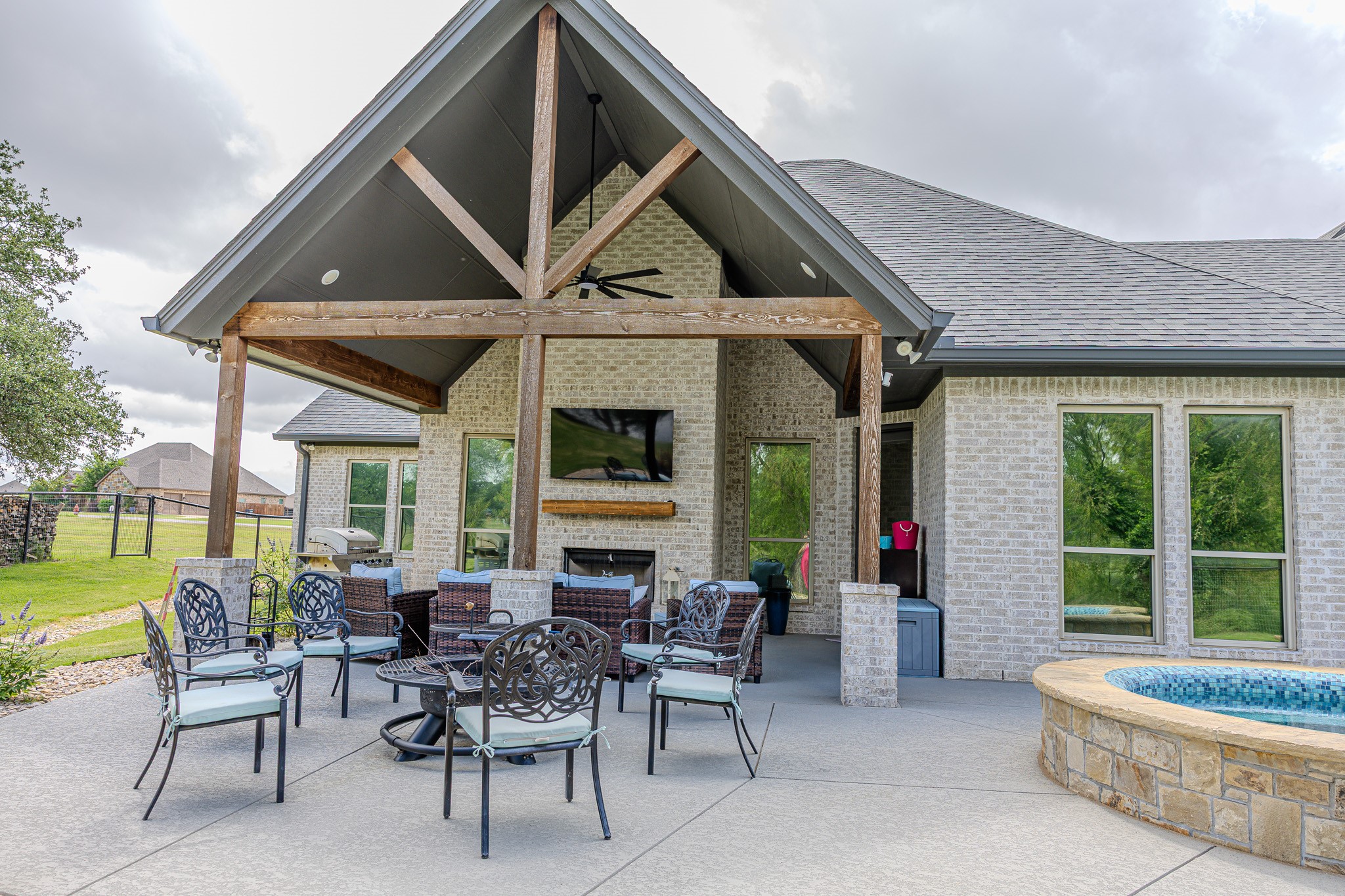 401 Spring Valley Road Weatherford TX 76087