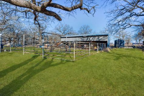 114 Private Road 2387 Alvord TX 76225