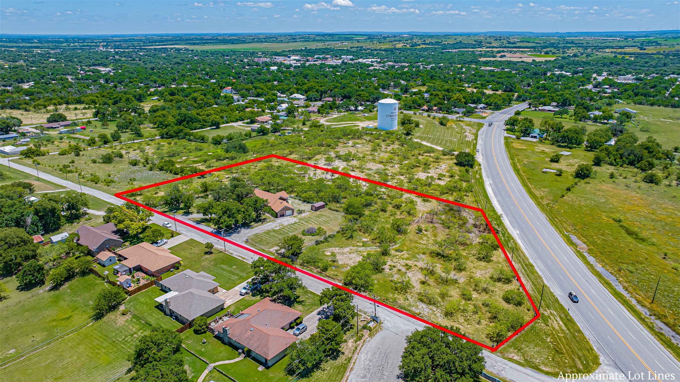 908 W Barnes Avenue Comanche TX 76442