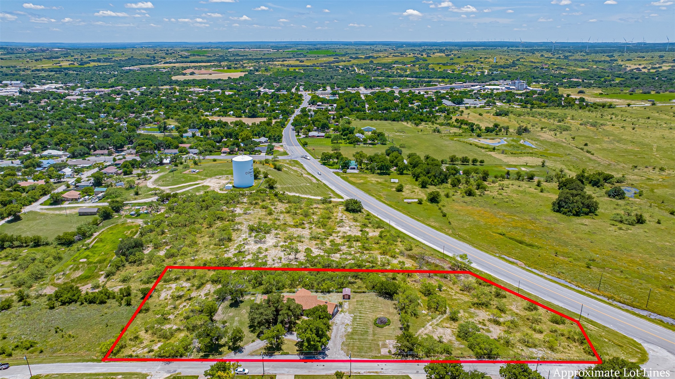 908 W Barnes Avenue Comanche TX 76442