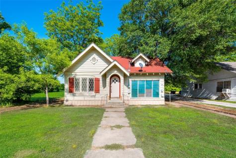 2229 N Beaton Street Corsicana TX 75110