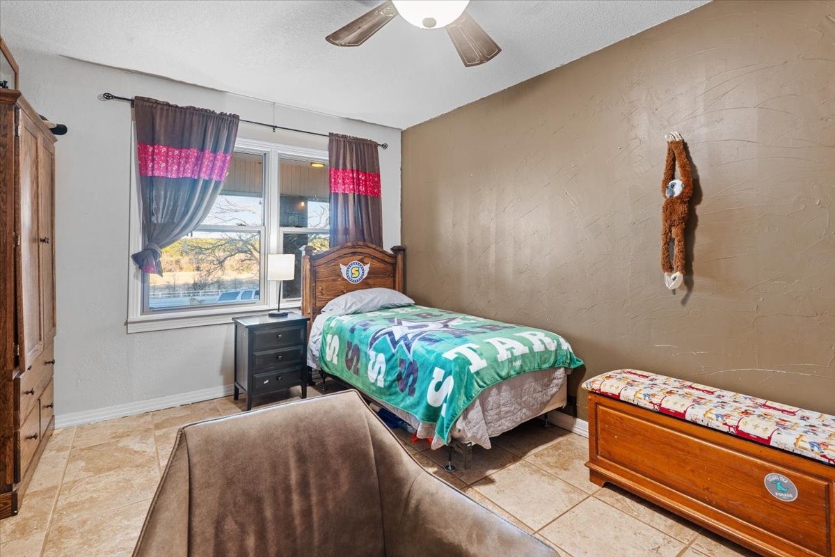 398 N Fm Road 4 Palo Pinto TX 76484