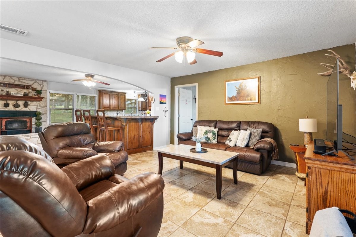 398 N Fm Road 4 Palo Pinto TX 76484