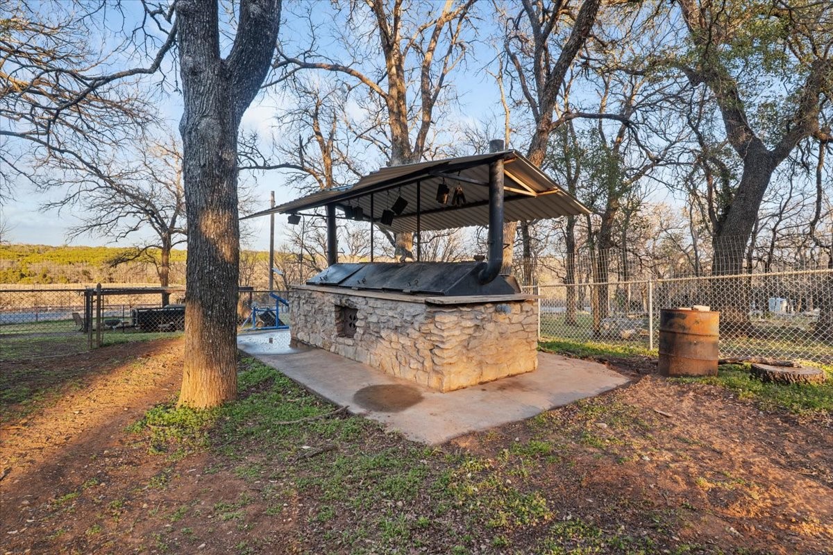398 N Fm Road 4 Palo Pinto TX 76484