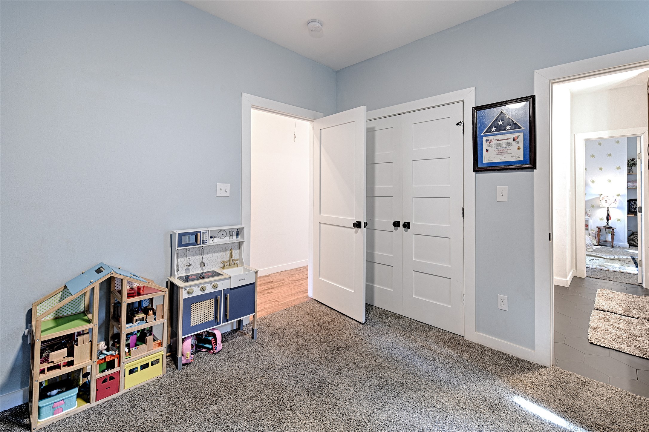 1323 Lansford Avenue Dallas TX 75224