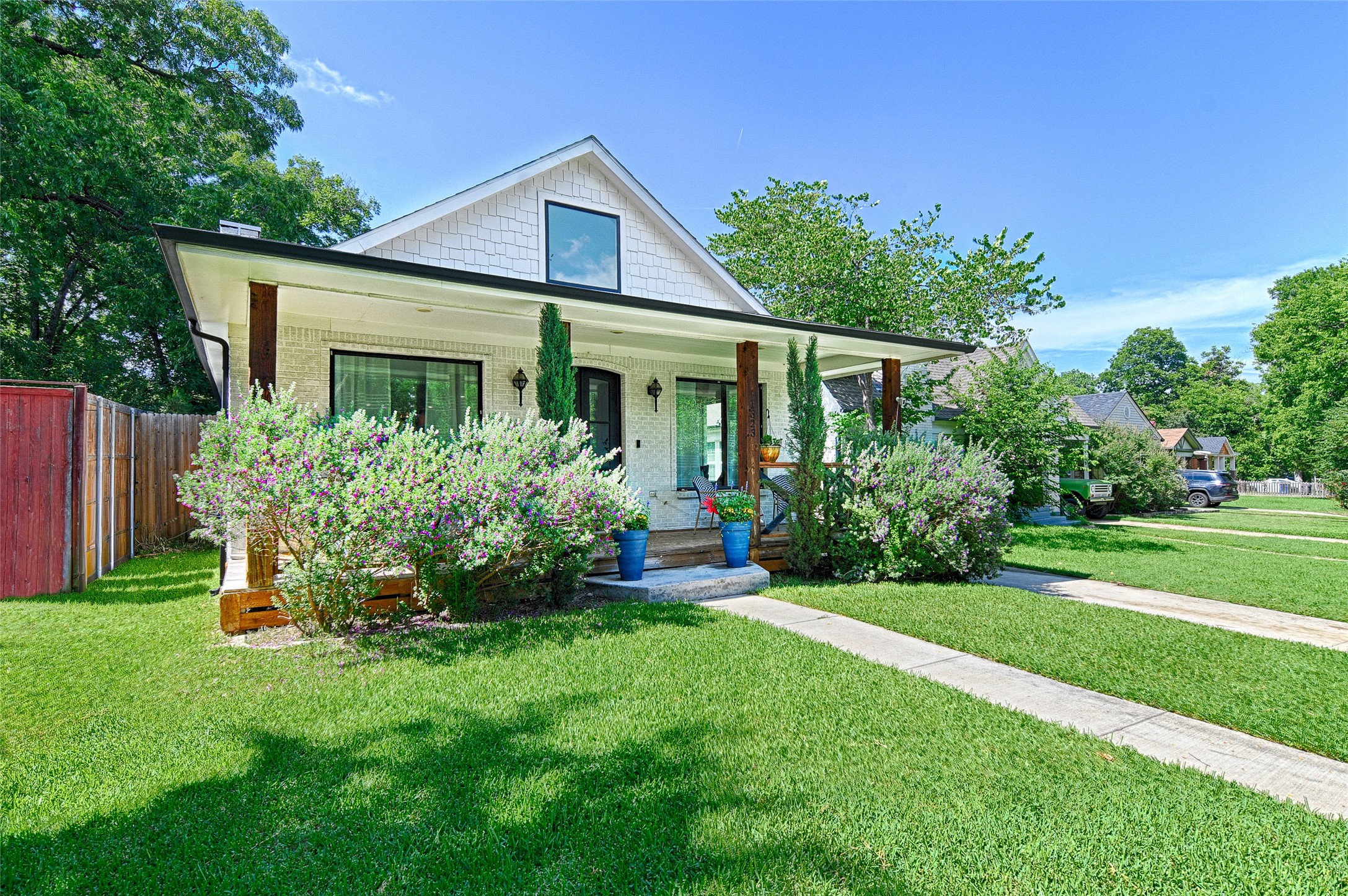 1323 Lansford Avenue Dallas TX 75224