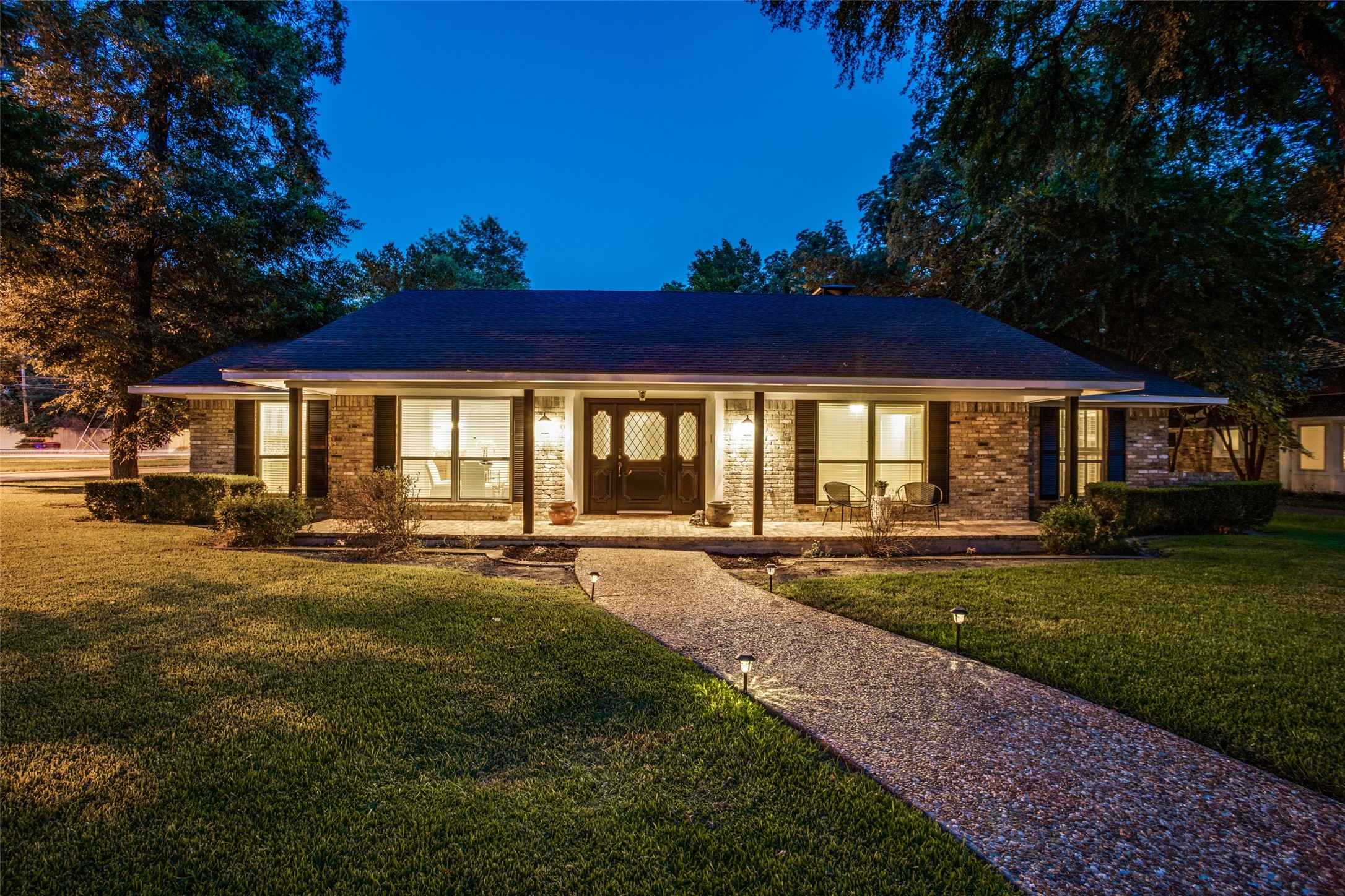 1049 Forest Grove Drive Dallas TX 75218