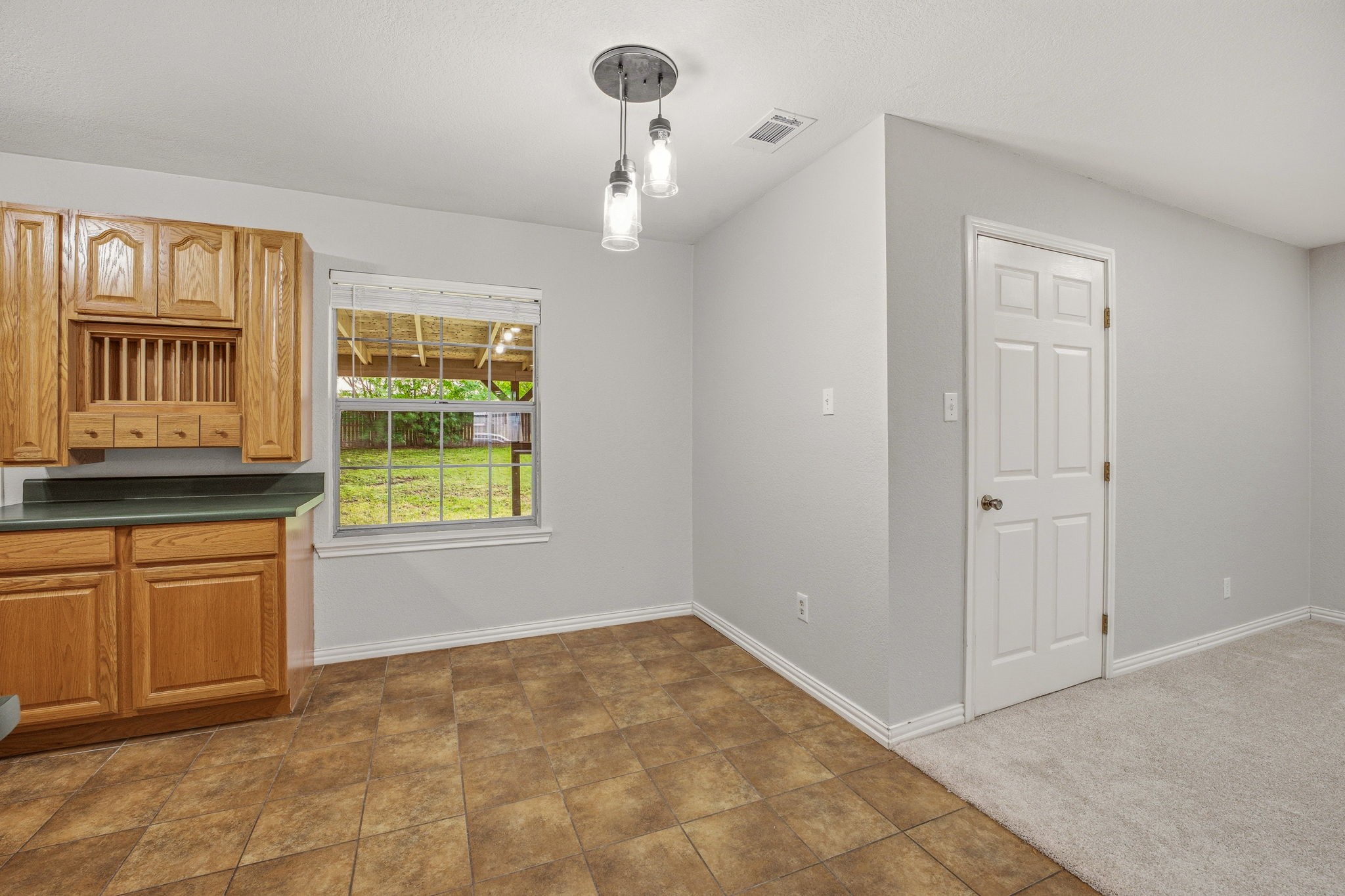 1414 W Torrey Street Granbury TX 76048
