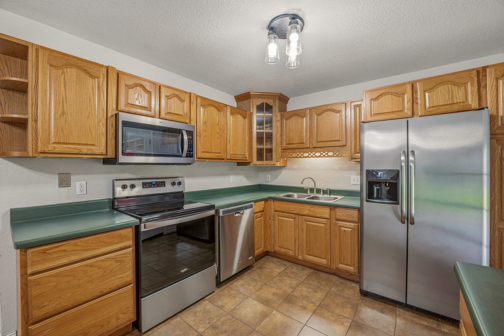 1414 W Torrey Street Granbury TX 76048