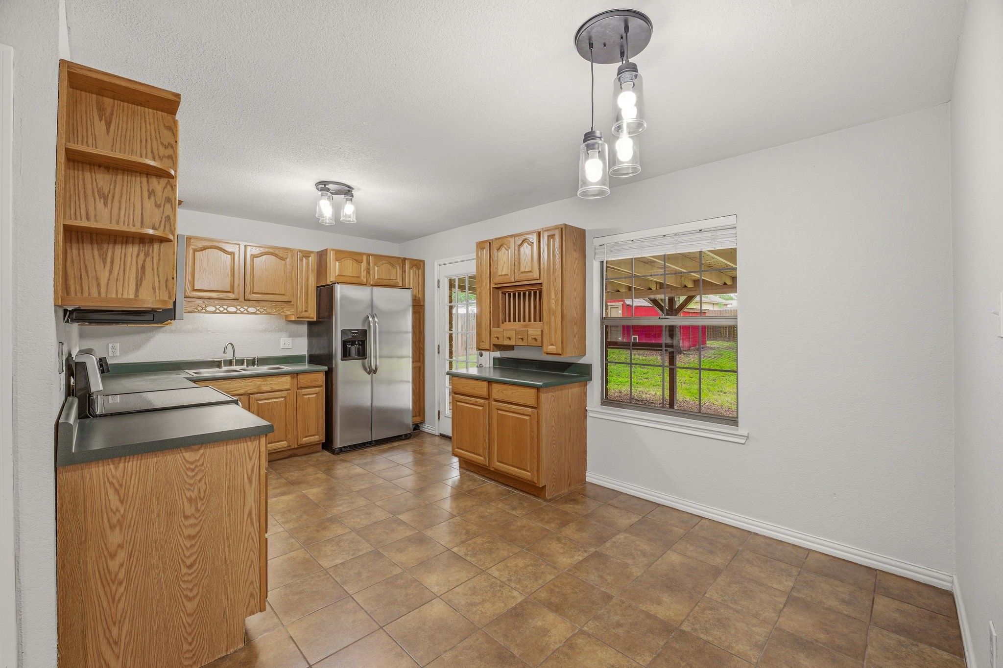 1414 W Torrey Street Granbury TX 76048