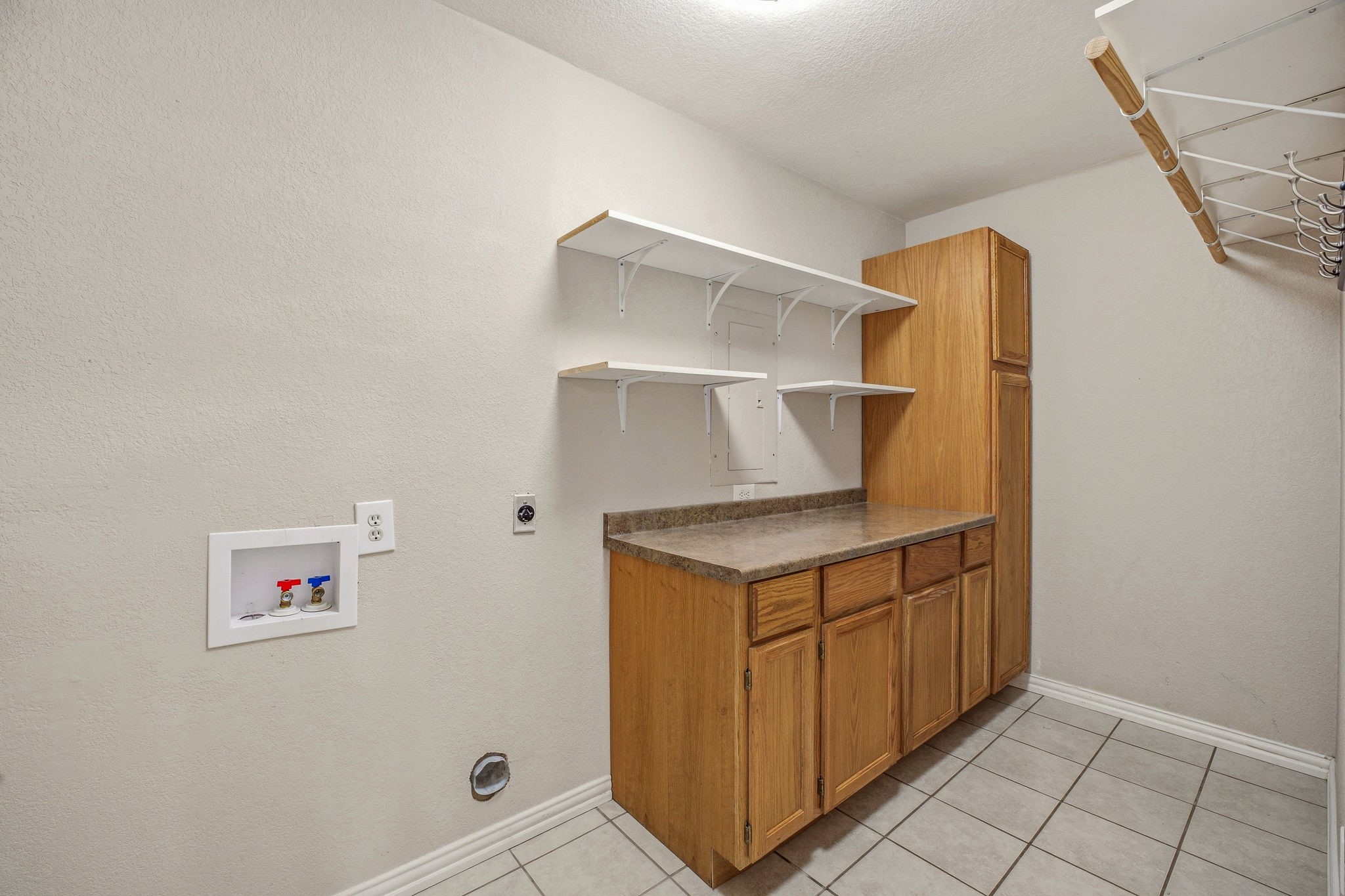 1414 W Torrey Street Granbury TX 76048