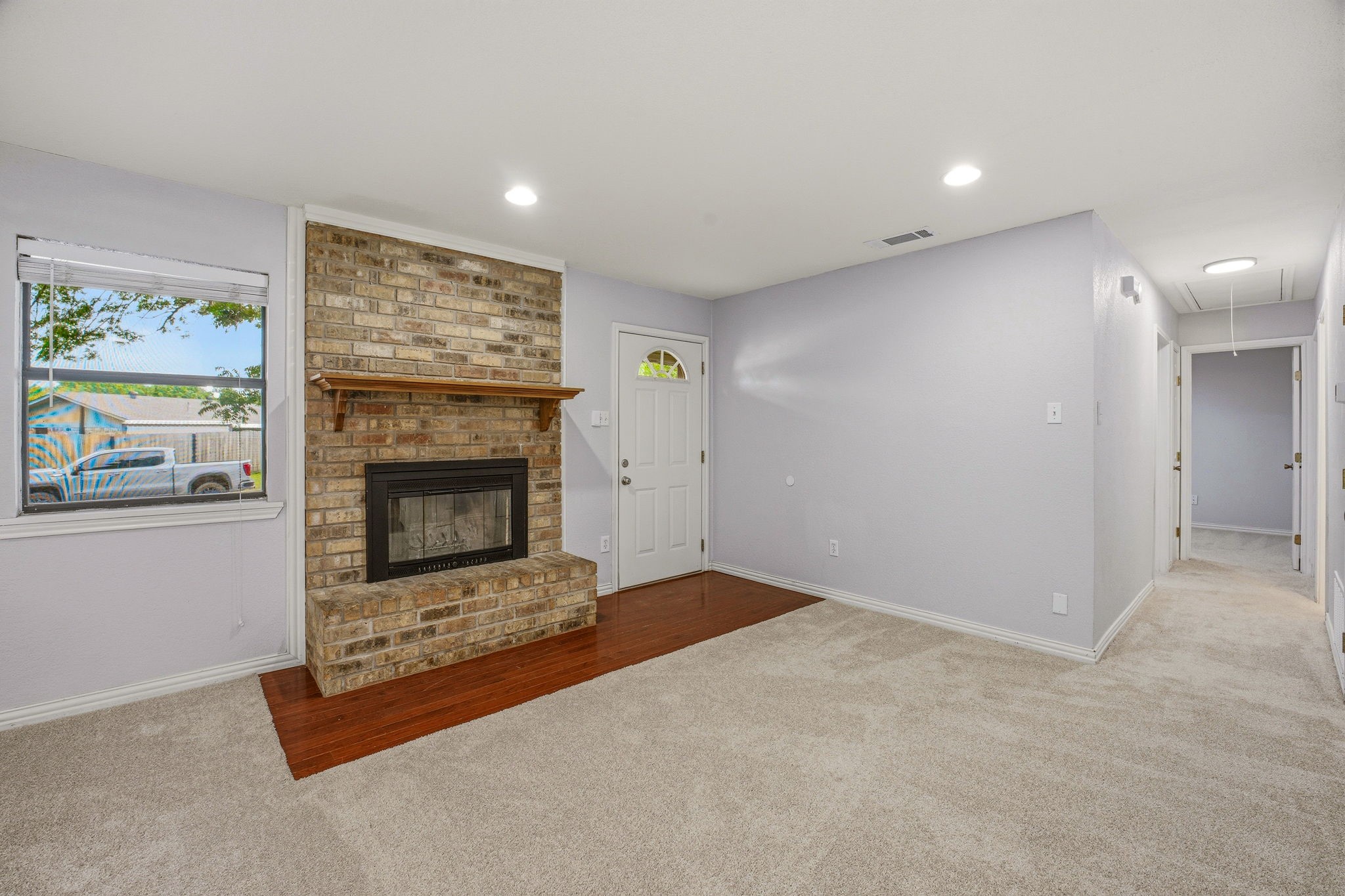 1414 W Torrey Street Granbury TX 76048