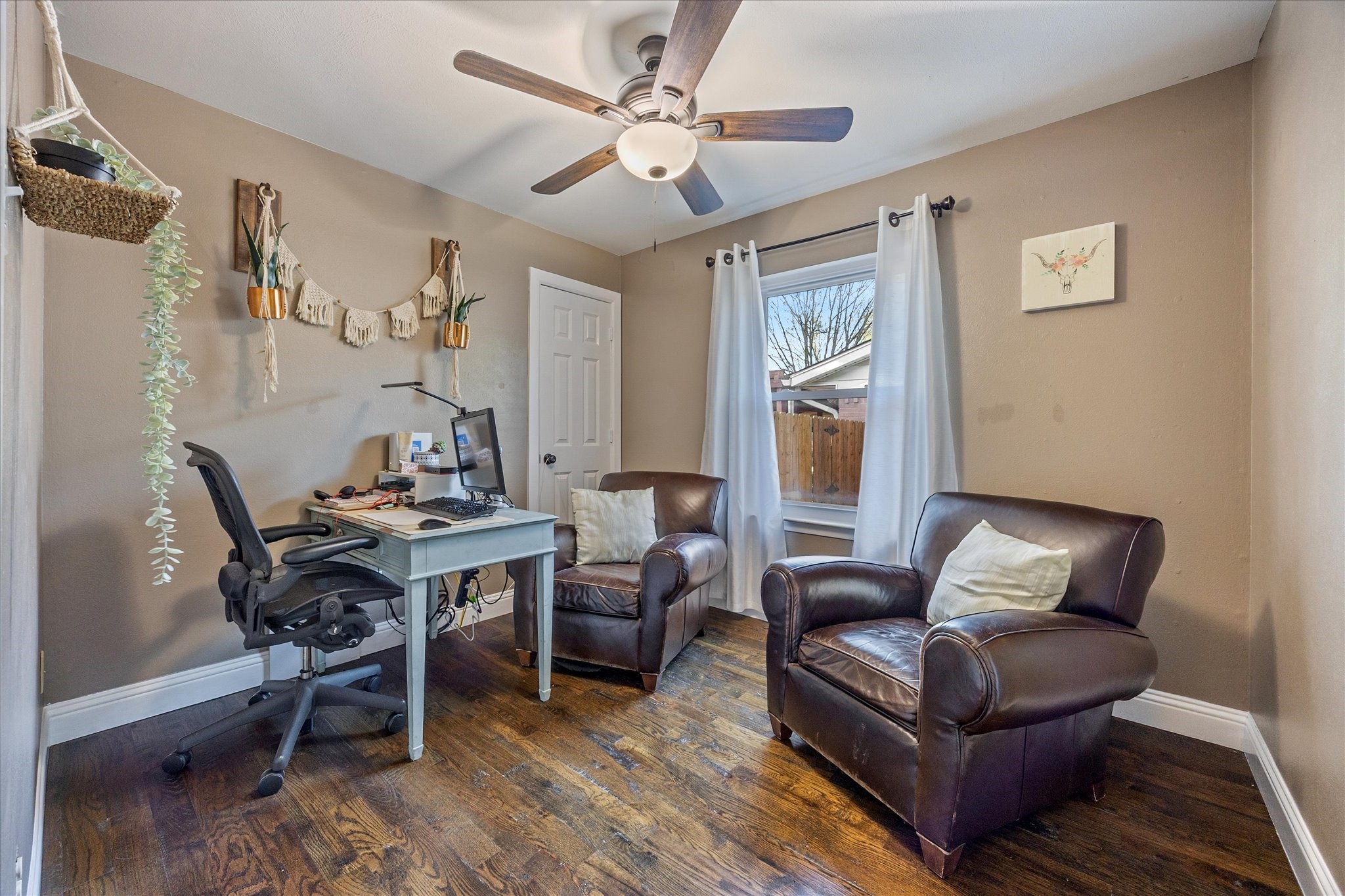 1110 Tosch Lane Mesquite TX 75149