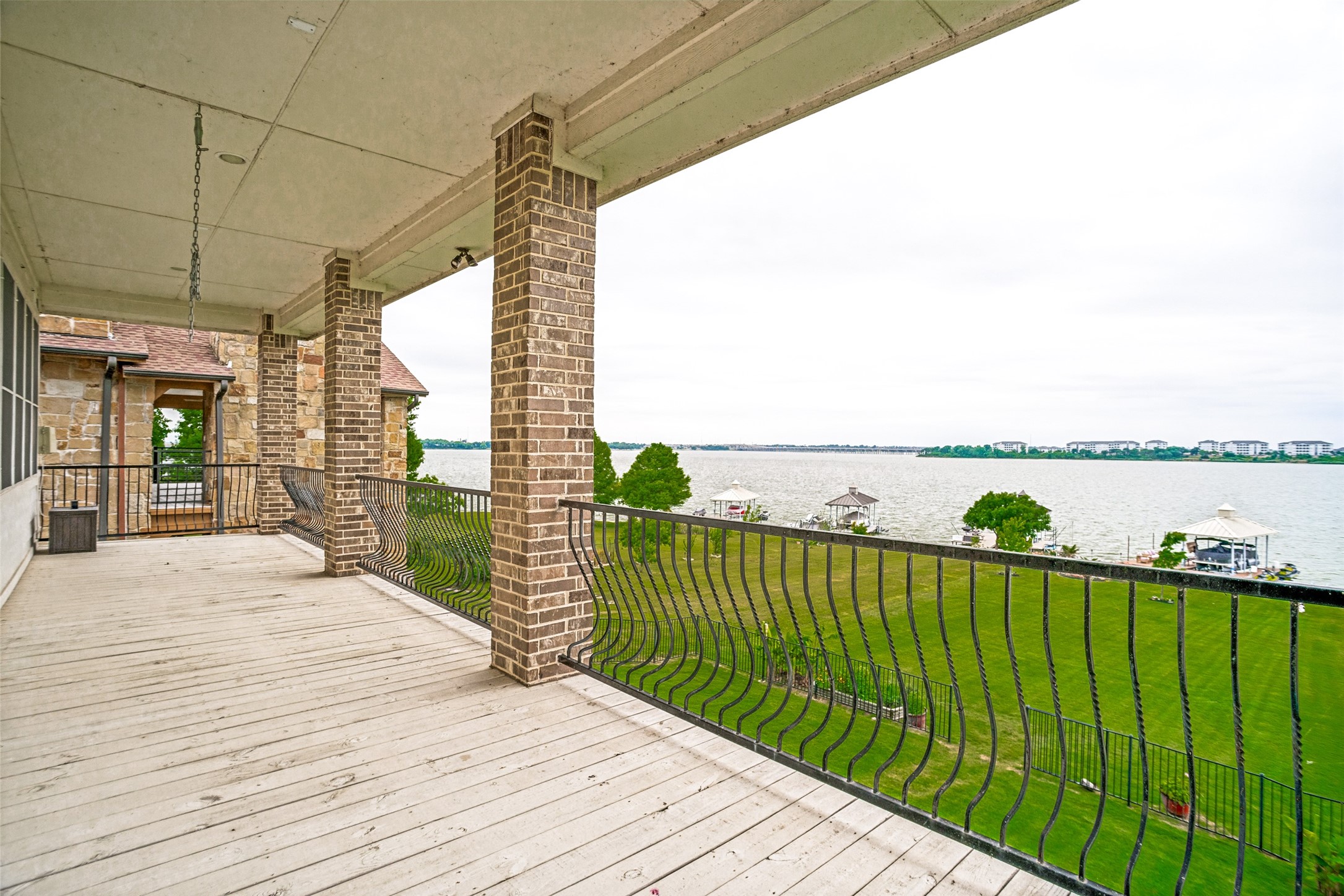 2213 Windjammer Way Rowlett TX 75088